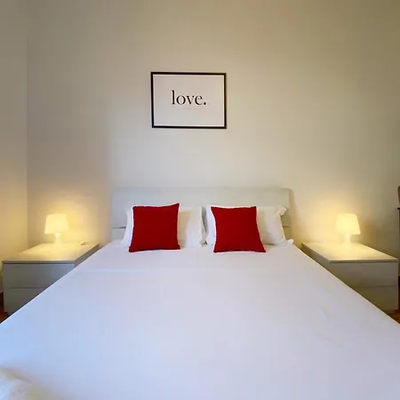 Comodo E Pratico Nel Cuore Pulsante Di Apartman Pisa