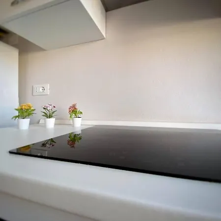 Comodo E Pratico Nel Cuore Pulsante Di Apartman *