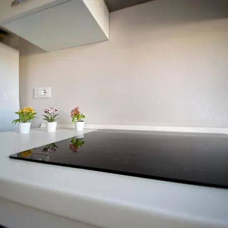 Comodo E Pratico Nel Cuore Pulsante Di Appartement *